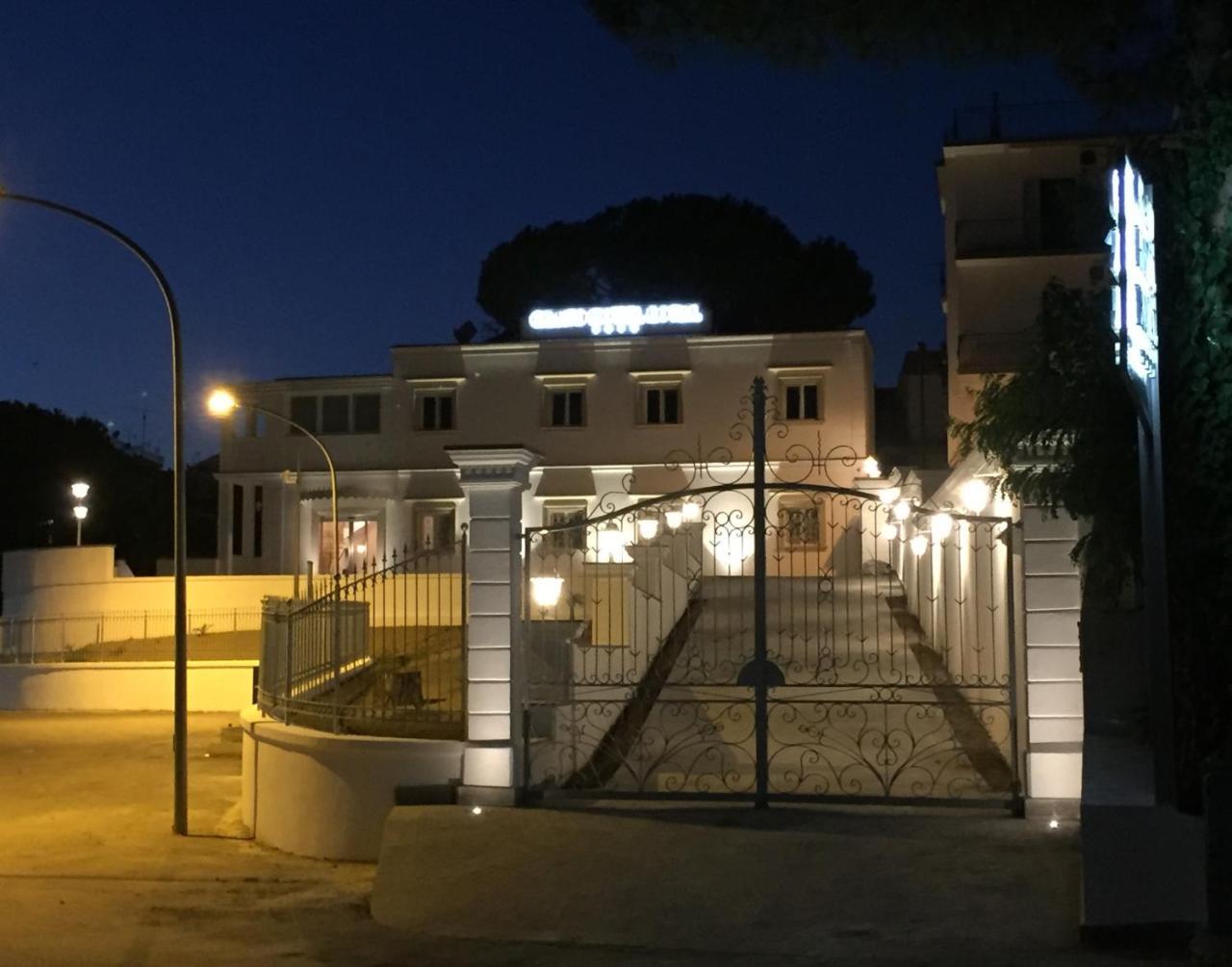 Grand Hotel Royal Pompei Exterior foto