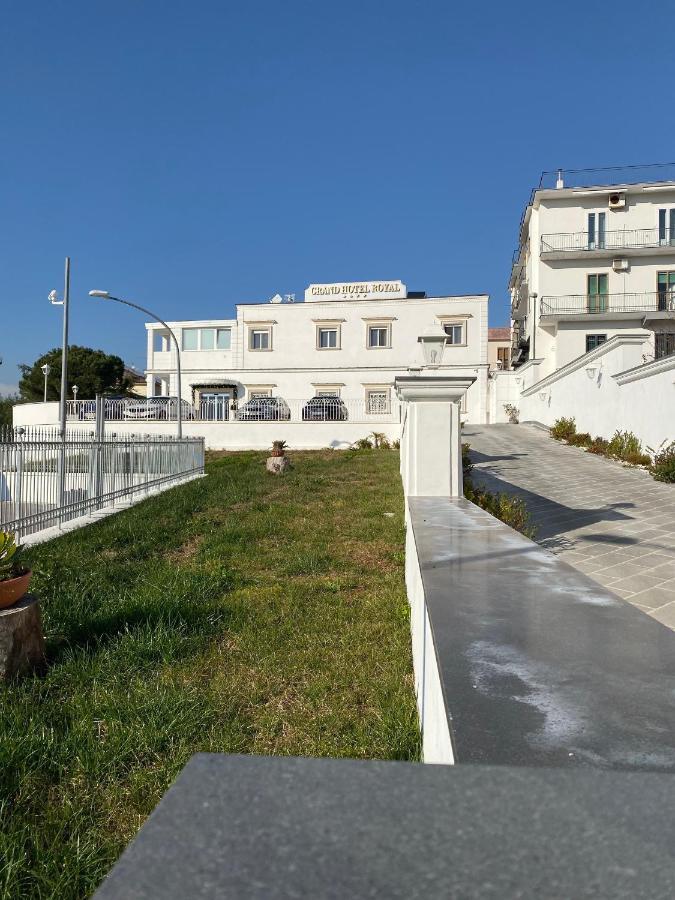 Grand Hotel Royal Pompei Exterior foto